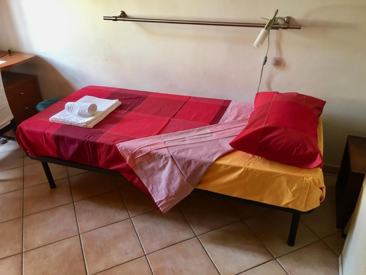 Casa Delfino - Appartamento Centro Storico A Due Passi Dalla Spiaggia & Mare, Porto & Ferrovia Чивитавекия Екстериор снимка
