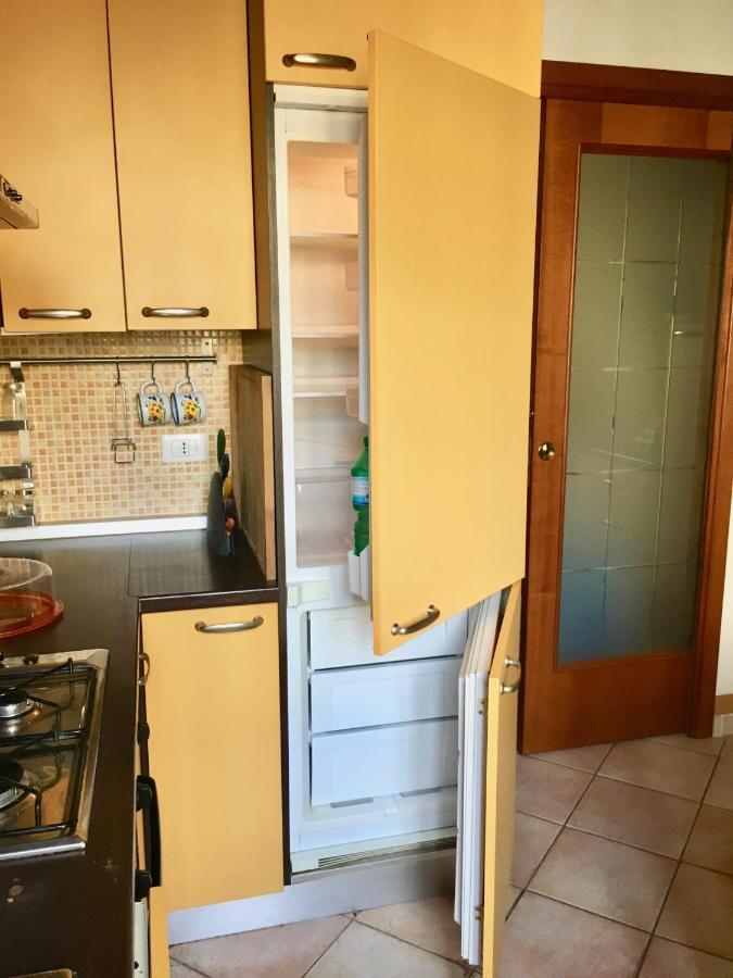 Casa Delfino - Appartamento Centro Storico A Due Passi Dalla Spiaggia & Mare, Porto & Ferrovia Чивитавекия Екстериор снимка